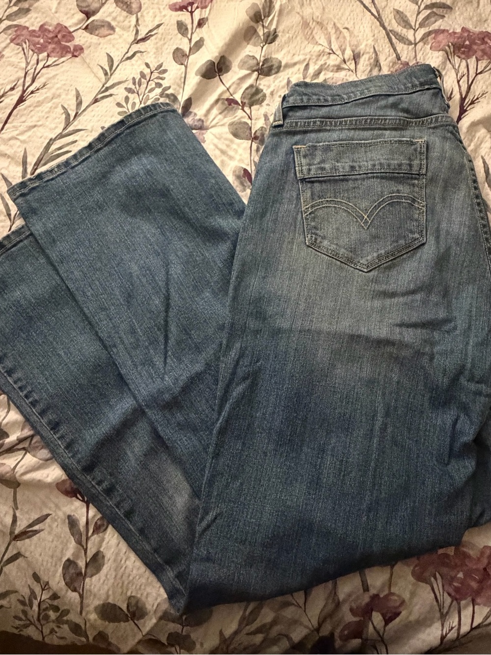 Curvy Bootcut 529 Vintage Levi’s - Picture 2 of 2